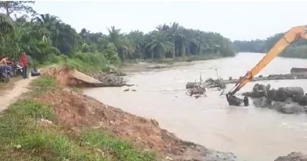 pemprov_sumut_akan_tangani_tanggul_sungai_dalu_dalu_yang_nyaris_pecah