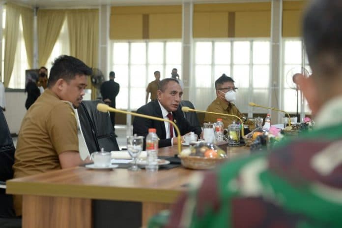 pemprov_sumut_dan_pemko_medan_berkolaborasi_tangani_banjir_rob_di_belawan