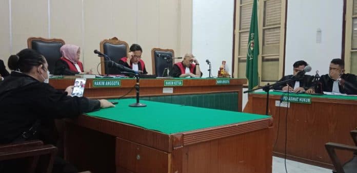 pencuri_burung_murai_di_medan_dihukum_16_bulan_penjara