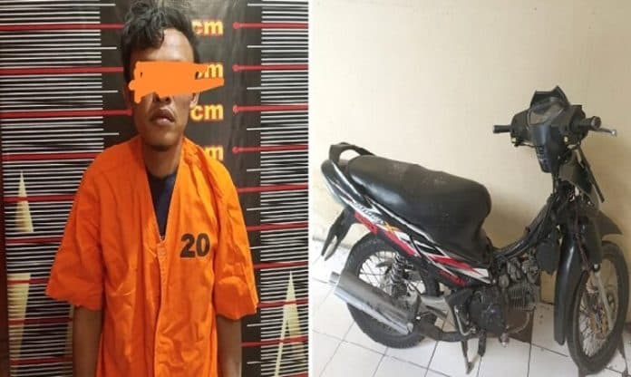 pencuri_sepeda_motor_petani_di_sawah_ditangkap_warga