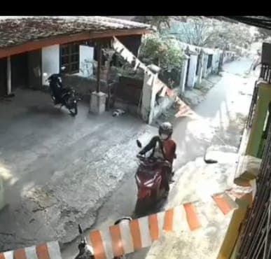 pencurian_hp_berkedok_wali_siswa_beraksi_di_medan