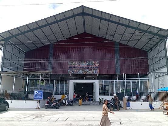 pendirian_bangunan_pasar_modern_melanthon_siregar_tidak_berizin