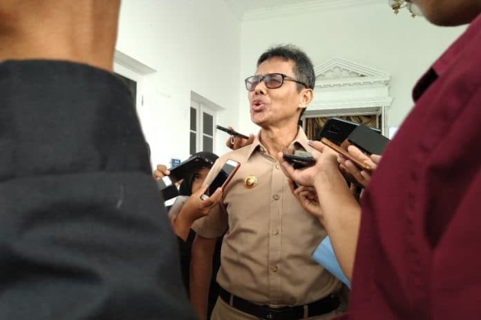 penerbangan_kuala_lumpur_padang_dihentikan_sementara