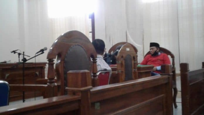 penetapan_tersangka_ekstasi_jadi_dpo_oleh_polisi_hanya_berdasarkan_perintah_atasan