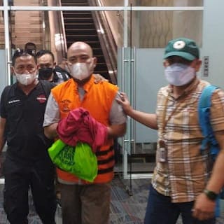 pengadilan_tinggi_sumut_kurangi_denda_terdakwa_korupsi_lahan_pt_kai