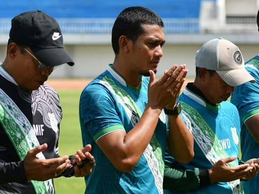 pengamat_harap_psms_berikan_hak_penuh_kepada_pelatih