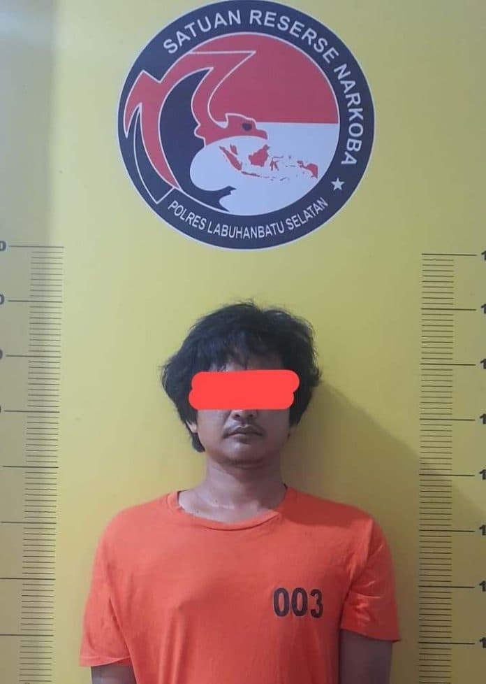 penggerebekan_di_aek_batu_polisi_amankan_tersangka_dan_barang_bukti_sabu