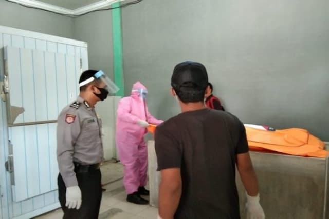 pengunjung_losmen_delima_tebing_tinggi_tewas_di_kamar