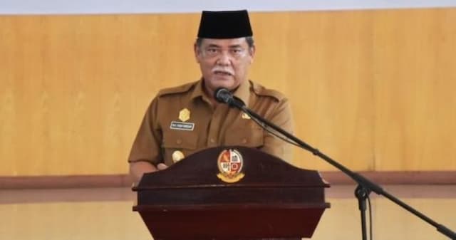 pengurus_korcam_se_deli_serdang_bantah_jual_foto_bupati_ke_sekolah_sekolah