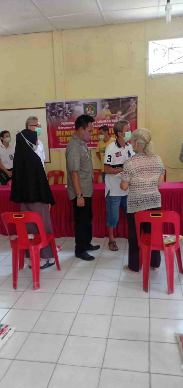 pengusaha_tionghoa_kisaran_berikan_bantuan_sembako_tahap_dua