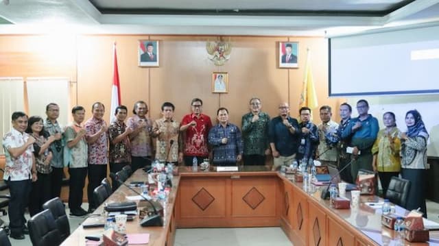 peningkatan_kualitas_pelayanan_publik_pemkab_dairi_raih_peringkat_3_se_sumut