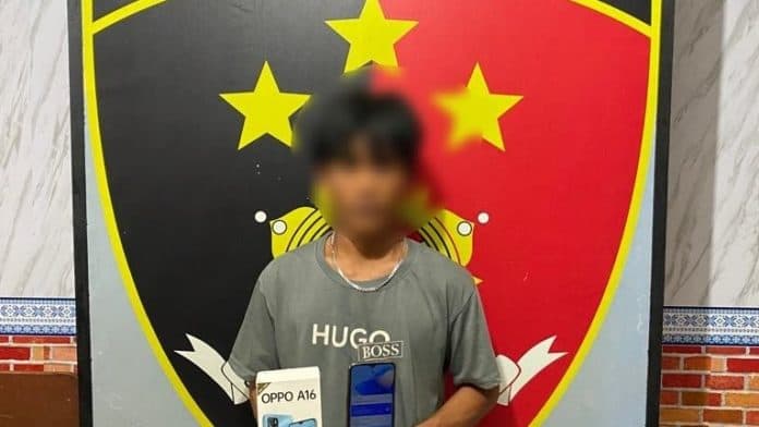 penjual_keripik_yang_diduga_mencuri_hp_di_batu_bara_diamankan_polisi