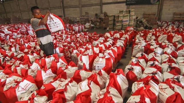 penyaluran_bansos_pada_warga_terdampak_covid_19_pakai_data_tahun_2015