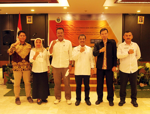 peran_badan_publik_sangat_penting_untuk_layanan_informasi_masyarakat