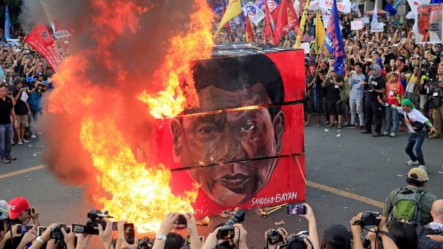 perang_narkoba_ala_duterte_tewaskan_8000_orang