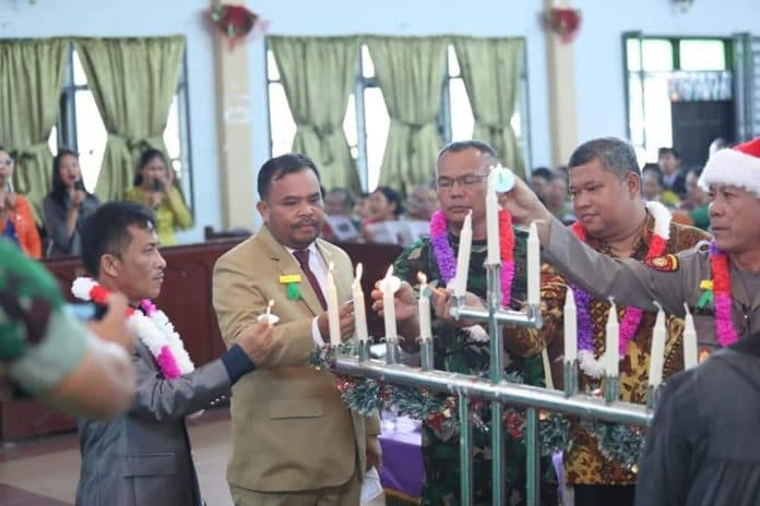 perayaan_natal_oikumene_kecamatan_salak_berlangsung_meriah