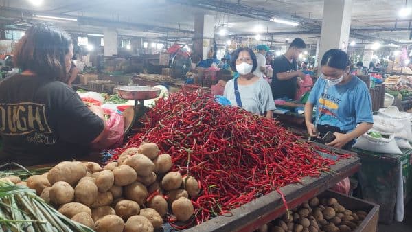 perdagangan_akhir_pekan_sejumlah_harga_komoditas_mengalami_penurunan