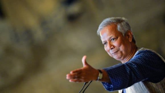 perjalanan_muhammad_yunus_sebagai_bankir_kaum_miskin