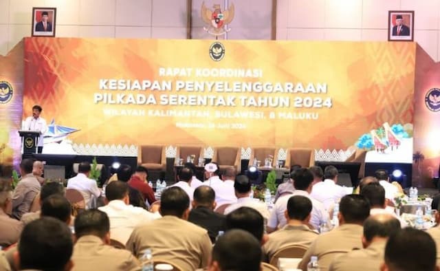 persiapan_pilkada_serentak_2024_menkopolhukam_gelar_rapat