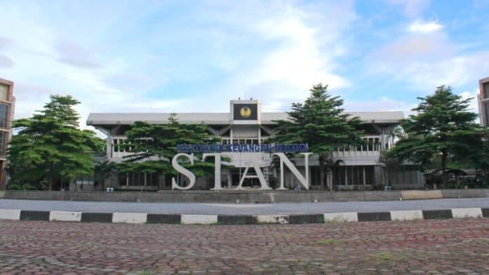 peserta_dengan_mata_minus_bisa_ikut_tes_spmb_pkn_stan_2023