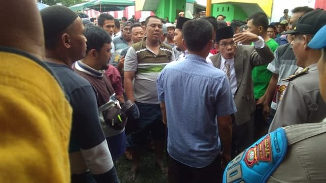 pilkades_serentak_sergai_pemungutan_suara_di_desa_firdaus_ricuh