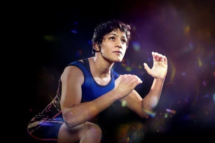 pindah_haluan_pegulat_wanita_india_ini_siap_taklukkan_mma
