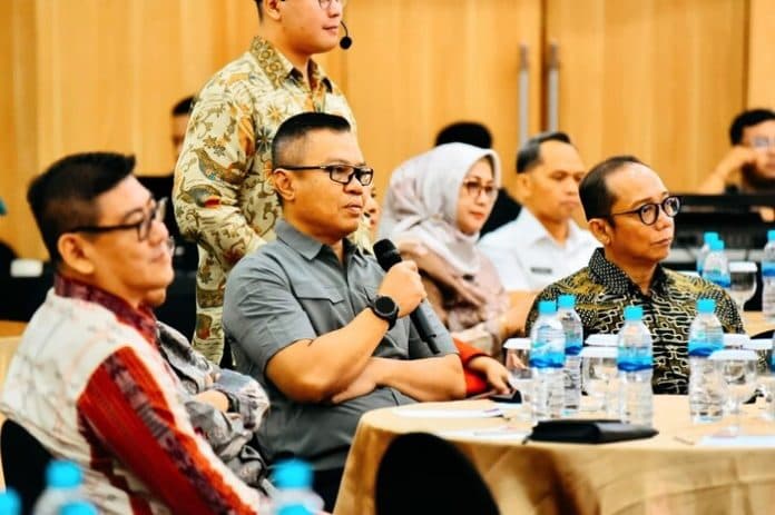pj_bupati_promosikan_budaya_dan_wisata_batu_bara_ke_kancah_internasional