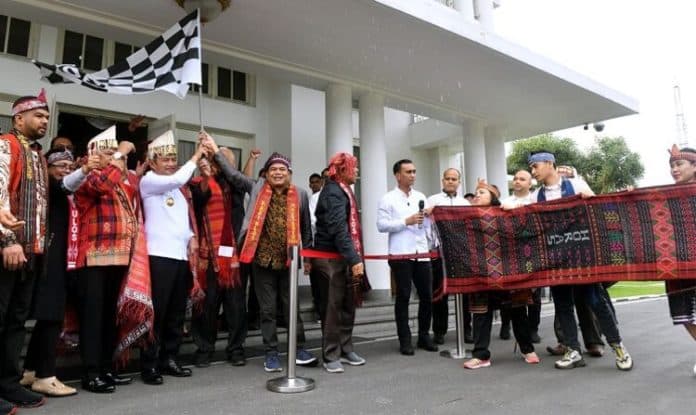 pj_gubernur_sumut_dorong_hari_ulos_nasional_ditetapkan_pemerintah_pusat