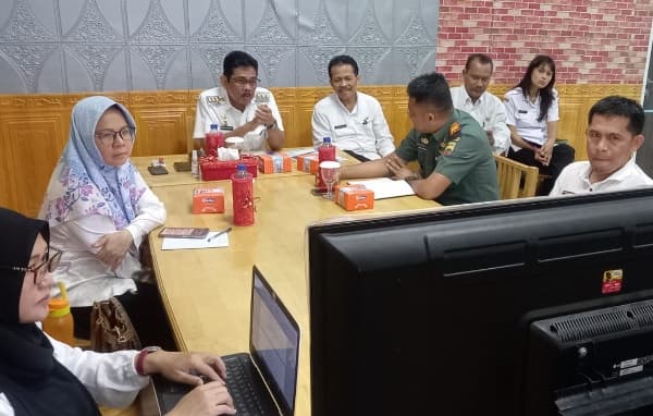 pj_wali_kota_tebing_tinggi_ikuti_rakor_virtual_pengendalian_inflasi_daerah