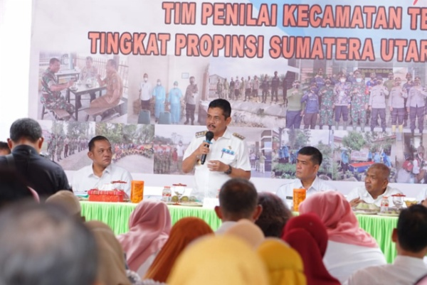 pj_wali_kota_tebing_tinggi_sambut_tim_penilai_kecamatan_terbaik_sumut
