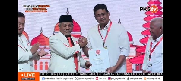 pks_serahkan_b1kwk_pada_31_calon_gubernur_wakil_gubernur_berikut_daftarnya