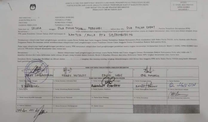 pleno_rekapitulasi_siborongborong_tidak_diteken_anggota_ppk