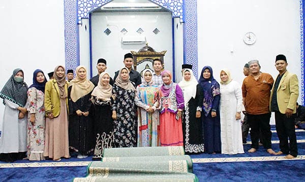 plt_bupati_labuhanbatu_safari_ramadhan_ke_masjid_an_nurani_desa_sei_merdeka