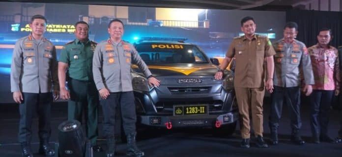 polda_sumut_luncurkan_mobil_patroli_berfitur_teknologi_canggih_dapat_merekam_data