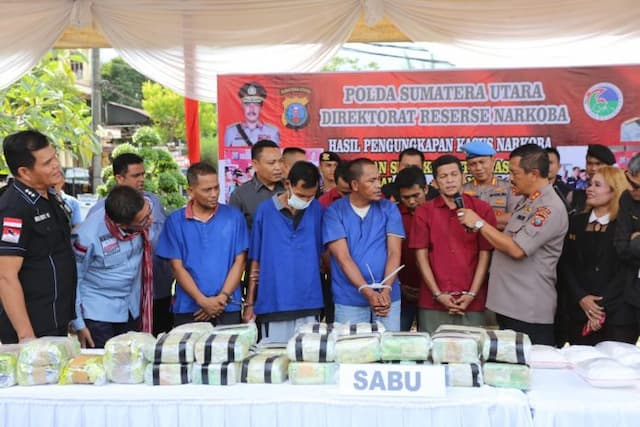 poldasu_selamatkan_471911_anak_bangsa_46_kg_sabu_dan_3_ribu_butir_ekstasi_disita