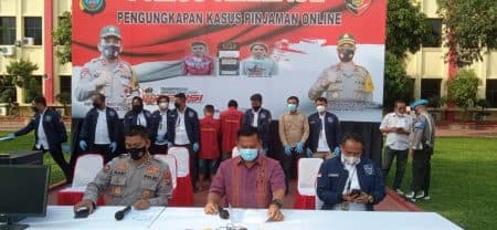 poldasu_ungkap_pinjol_ilegal_modus_kirim_pesan_sms_dan_wa