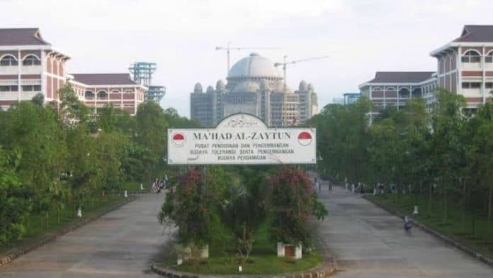 polemik_ajaran_di_ponpes_al_zaytun_panji_gumilang_bakal_diperiksa_polisi