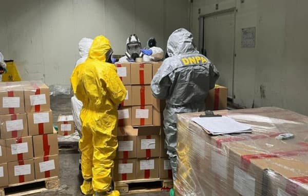 polisi_honduras_temukan_hampir_setengah_ton_fentanyl_dalam_kontainer