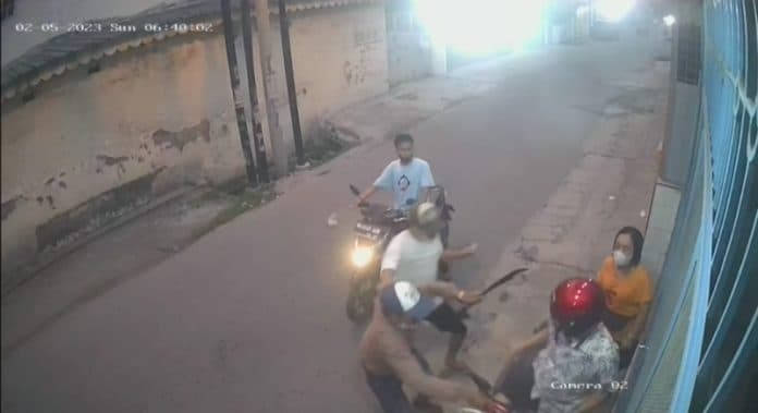 polisi_selidiki_pelaku_begal_bersajam_rampas_sepeda_motor_pasutri_di_jalan_kakap_medan