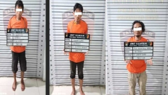 polisi_tahan_3_pelaku_curanmor_di_depan_toko_roti_jalan_mansyur_medan