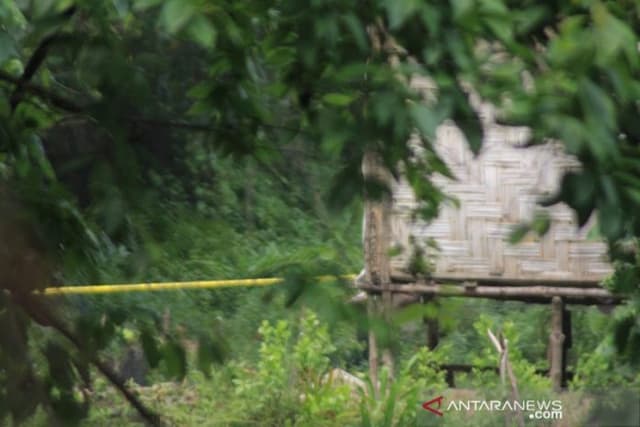 polisi_temukan_lokasi_diduga_tempat_perakitan_bom