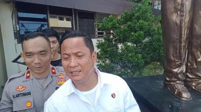 polisi_terima_dua_laporan_terkait_kericuhan_saat_pelantikan_okp_di_medan
