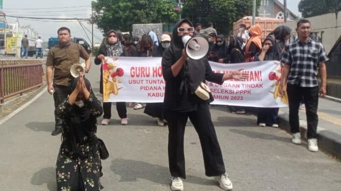 polisi_tetapkan_2_orang_tersangka_kasus_suap_seleksi_pppk_langkat