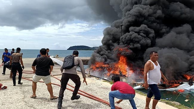 polisi_ungkap_penyebab_speedboat_cabug_maluku_utara_meledak