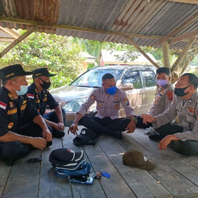 polmas_berperan_selesaikan_permasalahan_secara_kekeluargaan