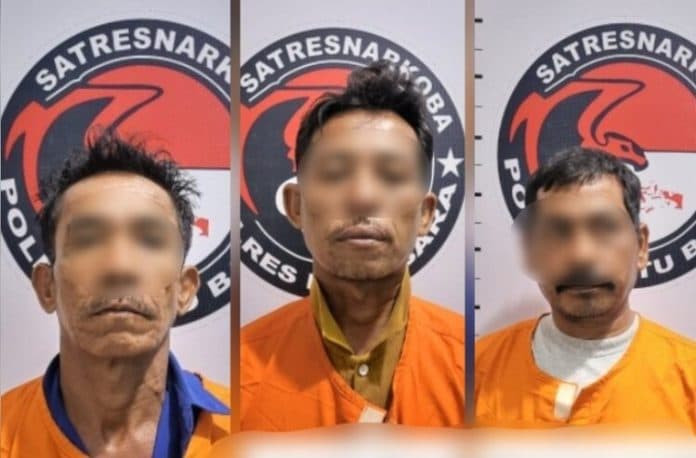 polres_batu_bara_tangkap_pengedar_dan_pemasok_ganja_di_medang_deras
