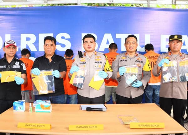 polres_batu_bara_ungkap_8_kasus_narkotika_dalam_sepekan_10_tersangka_ditahan