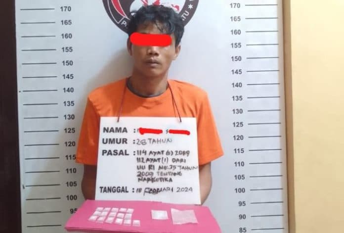 polres_labuhanbatu_tangkap_seorang_pengedar_narkoba