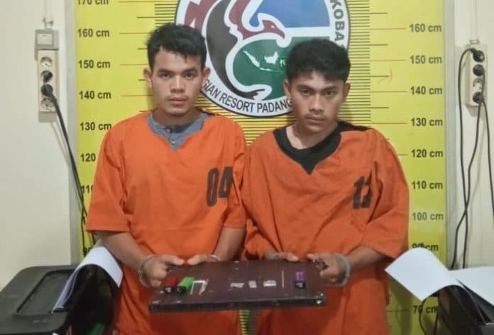 polres_padangsidimpuan_ciduk_dua_penyalahguna_narkoba_di_dalam_warung