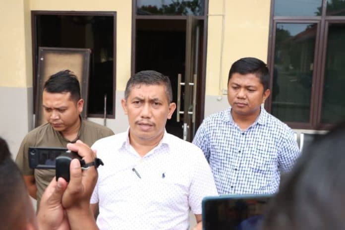 polres_sergai_amankan_3_dump_truk_pengangkut_pasir_galian_ilegal
